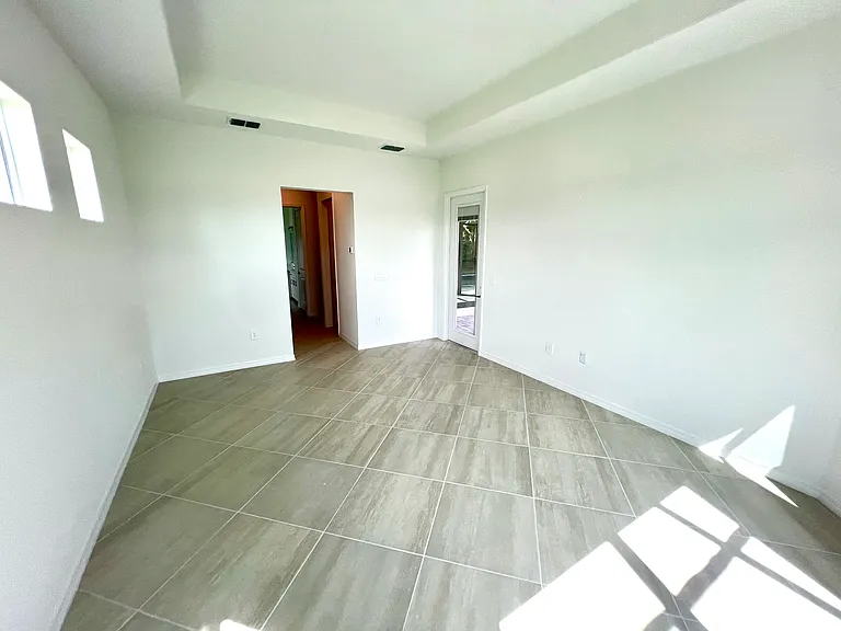 17130 Albatross Rd — Photo 32