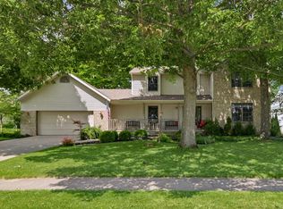 2316 Woodview Ct, Ashland, OH 44805