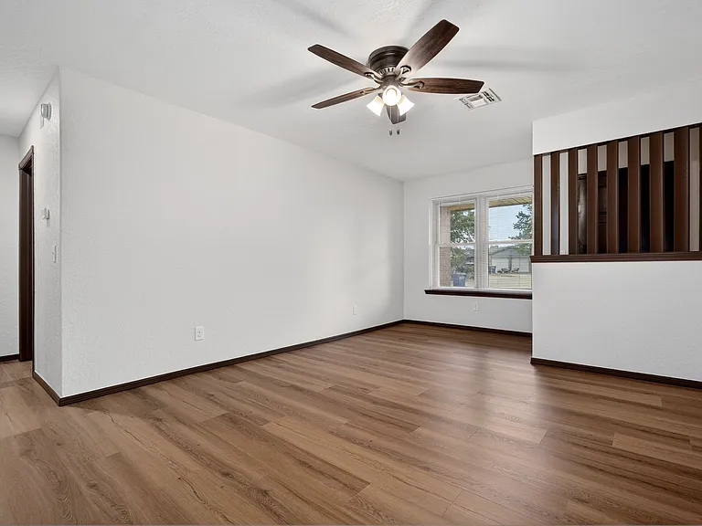 742 W Juniper Dr — Photo 16