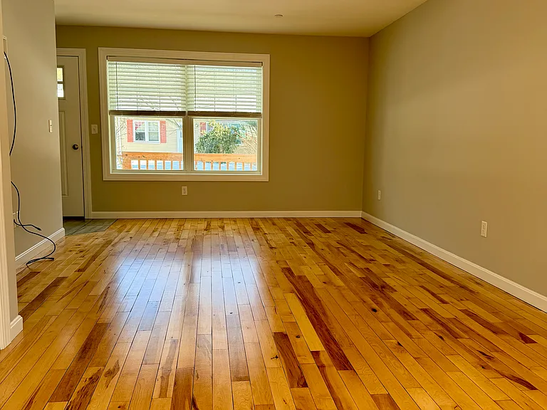 27 Jefferson St #1 — Photo 4