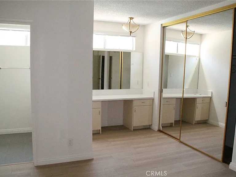 4487 Colbath Ave #103 — Photo 10