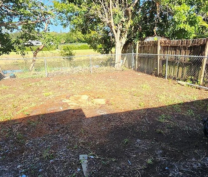 938 Sumter Rd W — Photo 3
