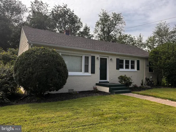 531 Richmond Rd, Castleton, VA 22716