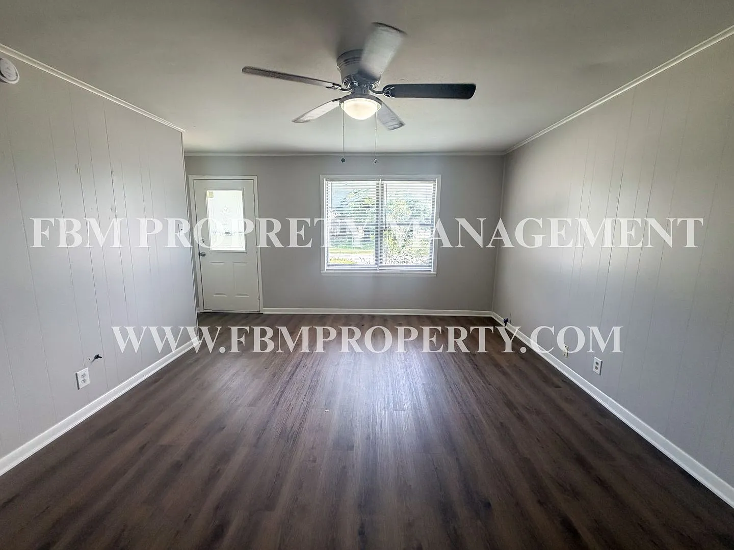 900 E 6th Ave, Unit 2 - Cozy 2 Bedroom, 1 Bathroom Home in Corsicana, TX! — Photo 4
