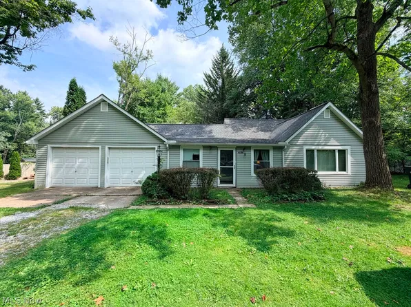 7917 Vesta Ave, Northfield, OH 44067
