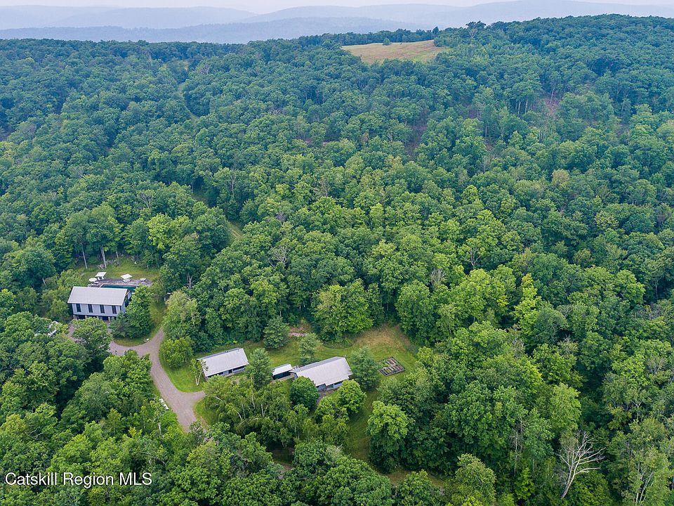1st image of 890 Bald Mountain Road