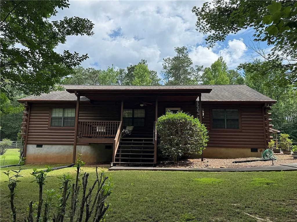 3 bed, 2.0 bath, 1500 sqft, $2,800 — Photo 2
