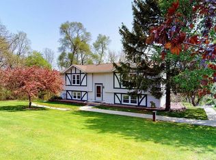 N256 Howard Rd, Whitewater, WI 53190