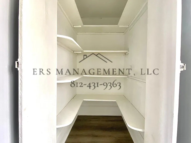 620 N Main St #6 — Photo 6