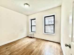 30 Saint Marks Pl FRNT 1, New York, NY 10003