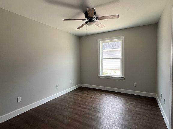 5th image of 41 Cochise St