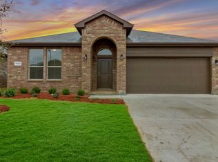 1200 Dublin Dr, Cleburne, TX 76033