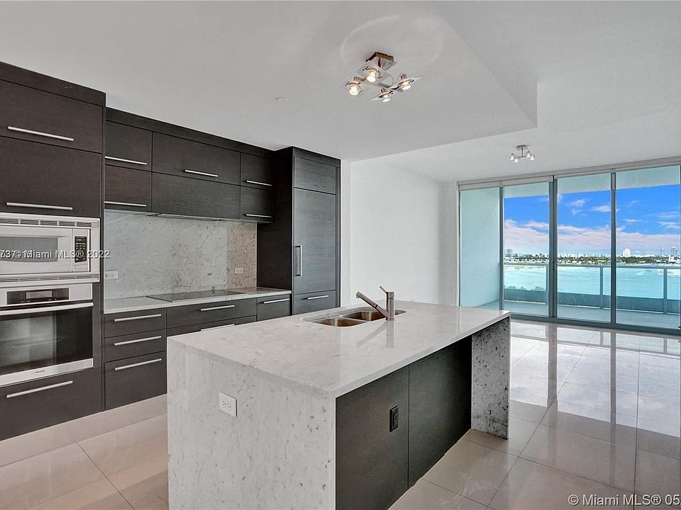 1st image of 900 Biscayne Blvd APT 1905