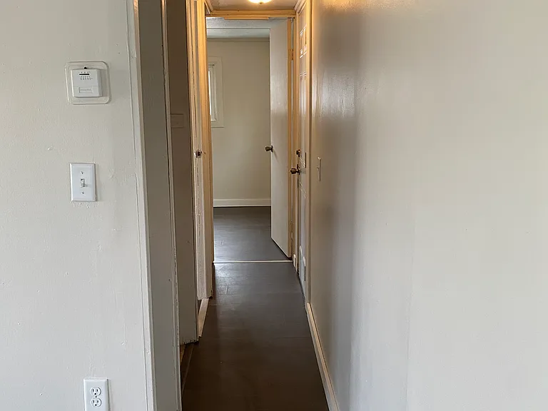660 N Millborne Rd — Photo 10