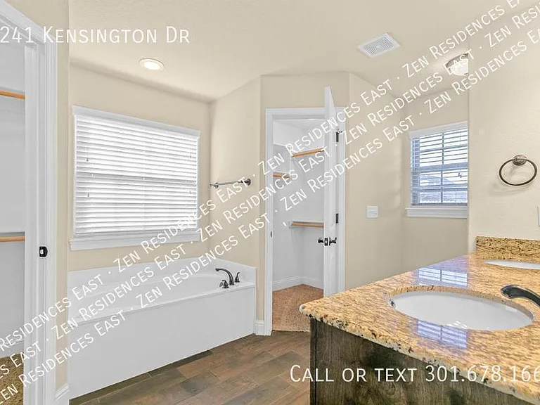 1241 Kensington Dr — Photo 26