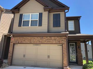 893 Spicy Oak Dr, Lawrenceville, GA 30044