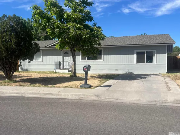960 Sunset Dr, Fallon, NV 89406