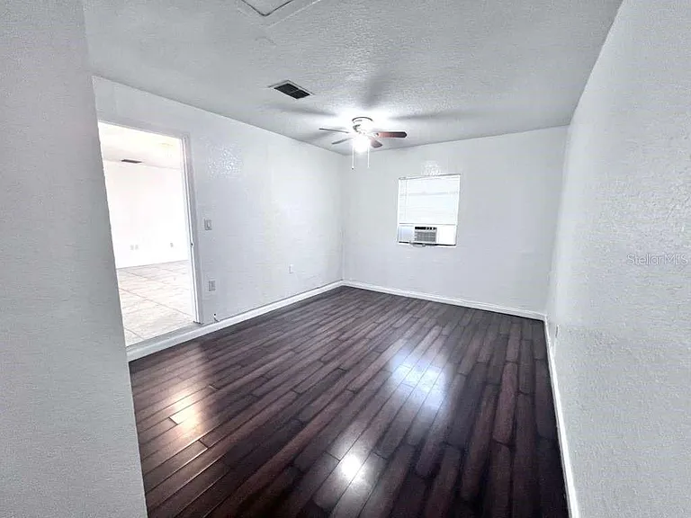 3409 Vorden St — Photo 23