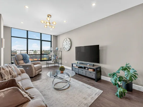 8701 Churchill Road image 10 of 30