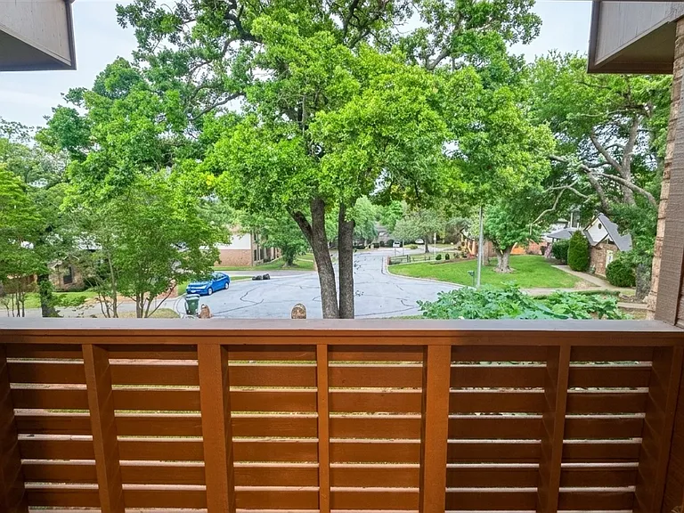 6606 Cliffwood Ct — Photo 13