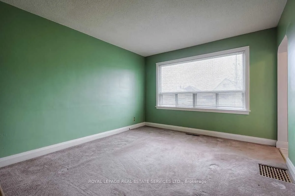 6 bed, $4,500 — Photo 2
