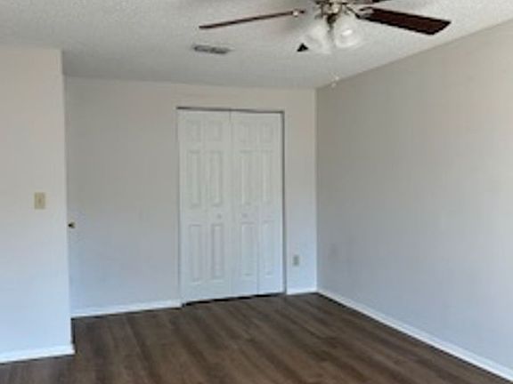 5th image of 2678 Sunrise Village Dr #B