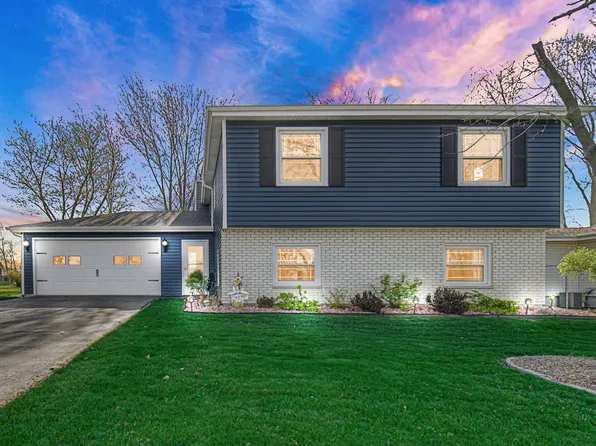 4349 N Lakeshore Dr, Crown Point, IN 46307