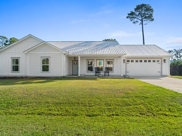 111 S Brooks Ave, Port Saint Joe, FL 32456