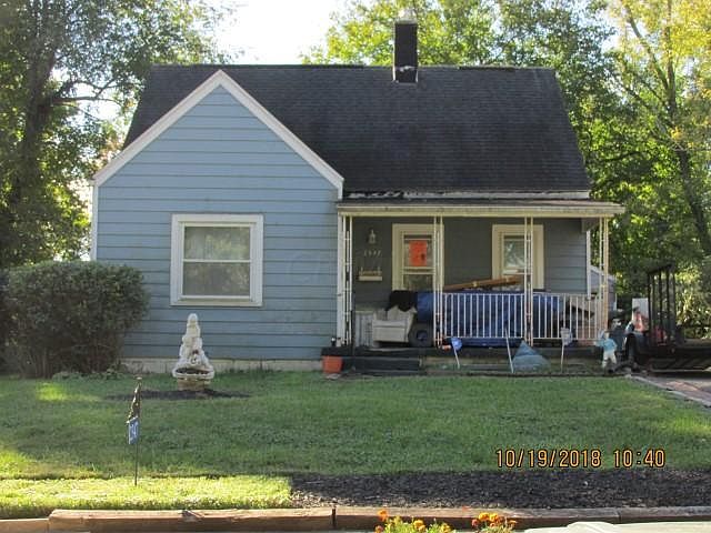 2nd image of 2347 Vendome Dr S