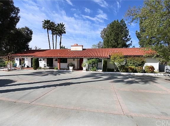 3rd image of 37725 Marondi Dr