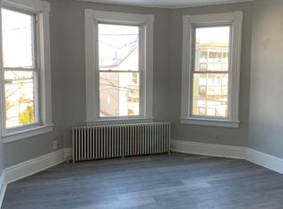 19 Whitmore St, Hartford, CT 06114