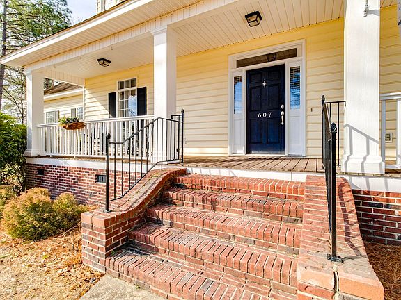 4th image of 607 Frogden Ct
