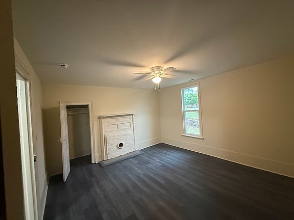 5th image of 202 S Sampson Ave
