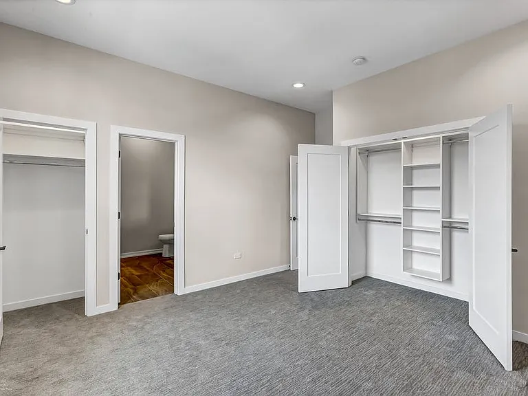 4906 S Saint Lawrence Ave #3 — Photo 11