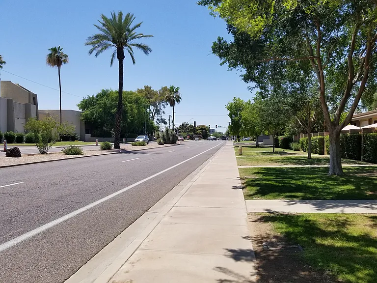 7628 E Camelback Rd — Photo 17