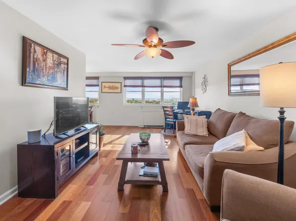 1225 Kennedy Boulevard image 4 of 18