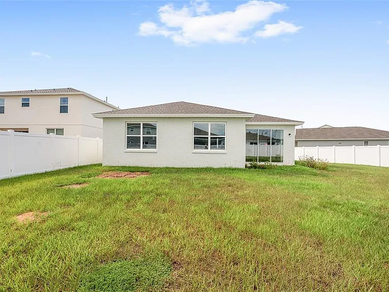 6175 SW 74th Ct — Photo 17