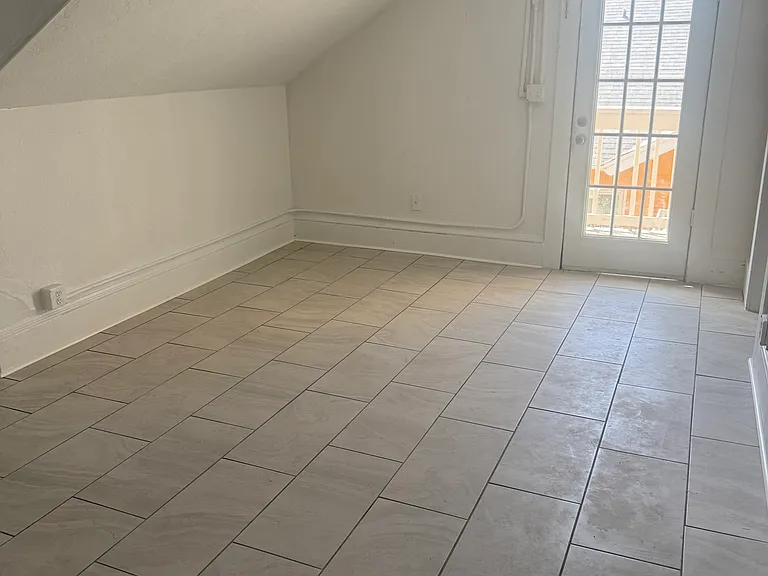 19 S Hollywood Ave #4 — Photo 5