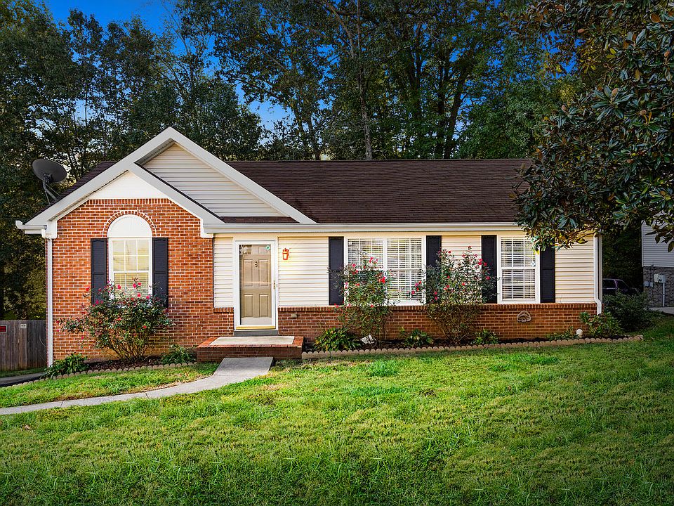 1st image of 2182 Ladd Dr