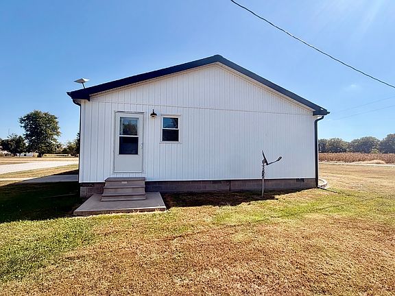 5th image of 1833 Mercer Ln