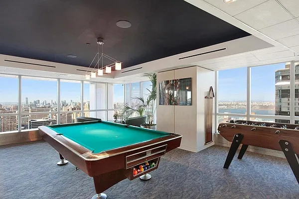 Rented by Corcoran | media 15