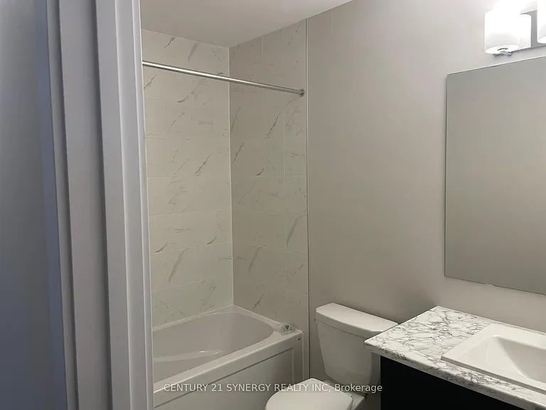 516 Oldenburg Ave S — Photo 5