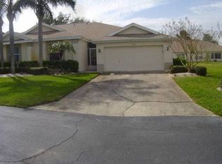 2218 Mayfield Palms Ln, Sun City Center, FL 33573