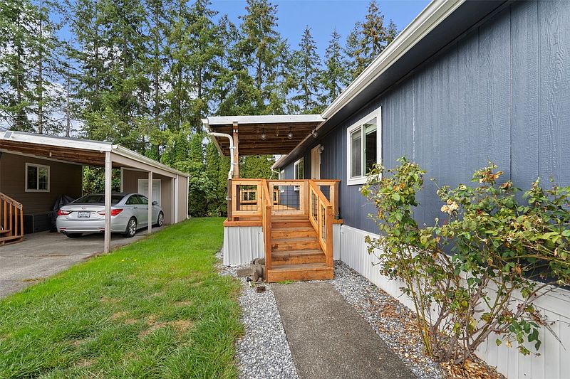 2nd image of 109 Halliday Rd #12