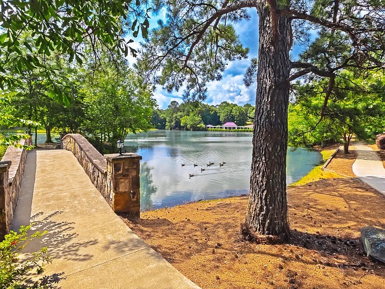 Lakeside at Milton Park — Photo 39