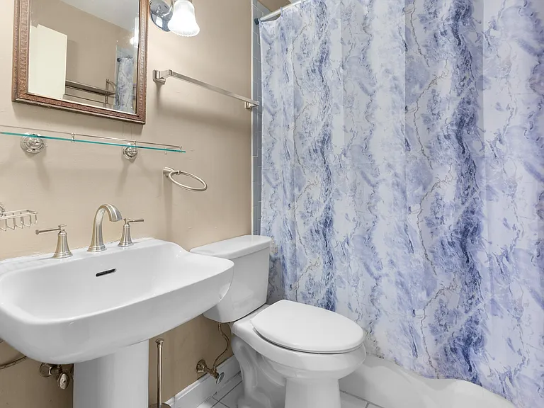 144 Benefit St — Photo 7