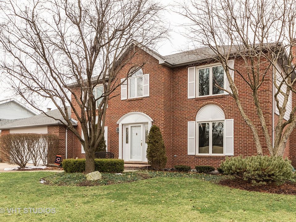 1st image of 124 Whispering Lake Dr