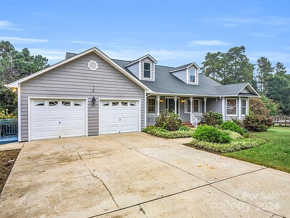 3rd image of 219 Weatherstone Dr