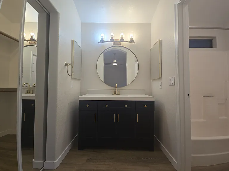 1736 E Palomino Dr — Photo 11