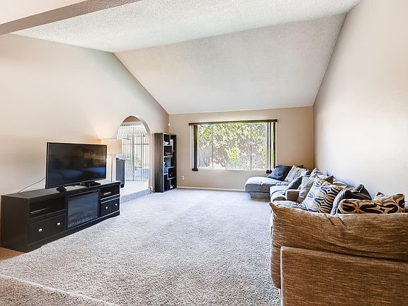 5144 W Desert Cove Avelarge003008Liv